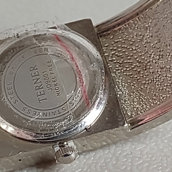 Untested 6.5 Inch Cute Terner Cuff Watch - Picture 6 of 8